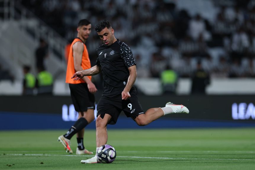 Hamdallah, jogador do Al Shabab