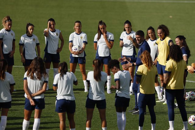 Francisco Neto contou com todas as jogadoras à sua disposição