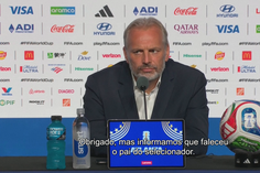 Sebastién Desabre descobre morte do pai em plena conferência?