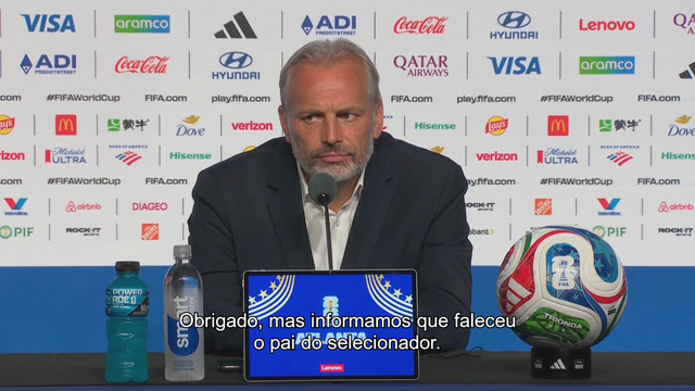 Sebastién Desabre descobre morte do pai em plena conferência?