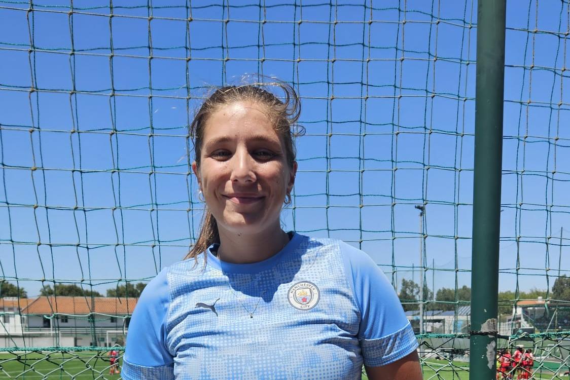 Rianna, treinadora da equipa feminina All Stars de Abu Dhabi
Foto: IberCup