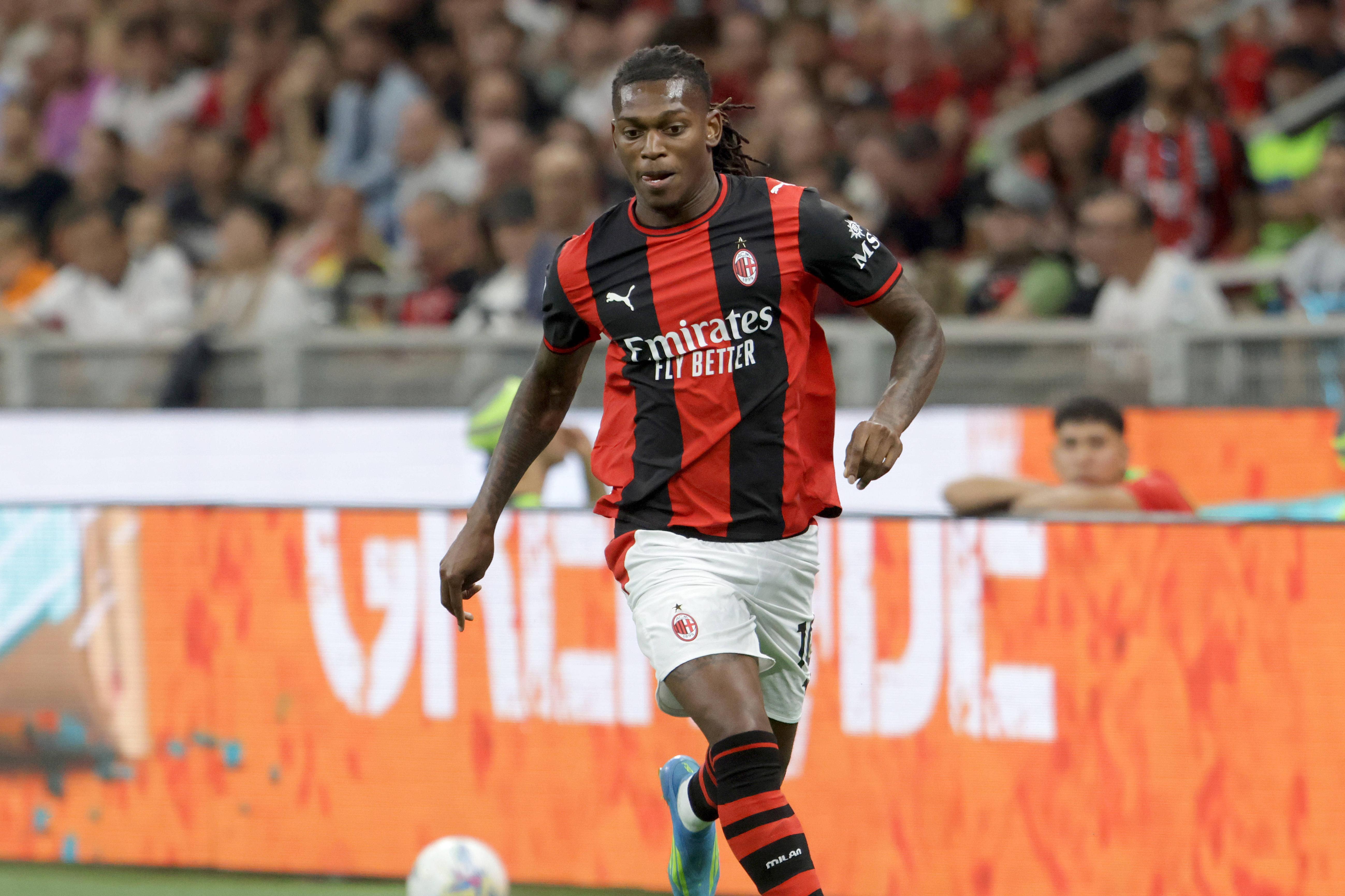 Rafael Leão pode deixar Milan neste mercado