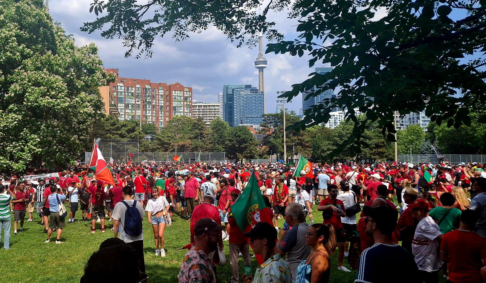 Adeptos de Portugal em Toronto (Foto: João Pimpim)