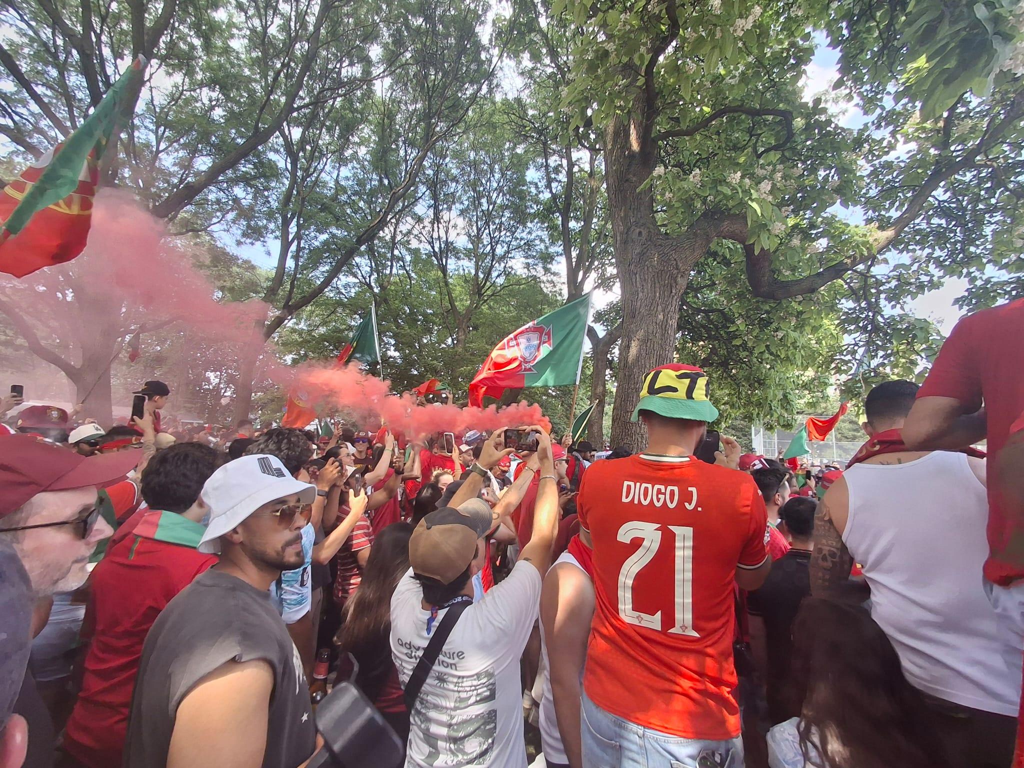 Adeptos de Portugal em Toronto (Foto: João Pimpim)