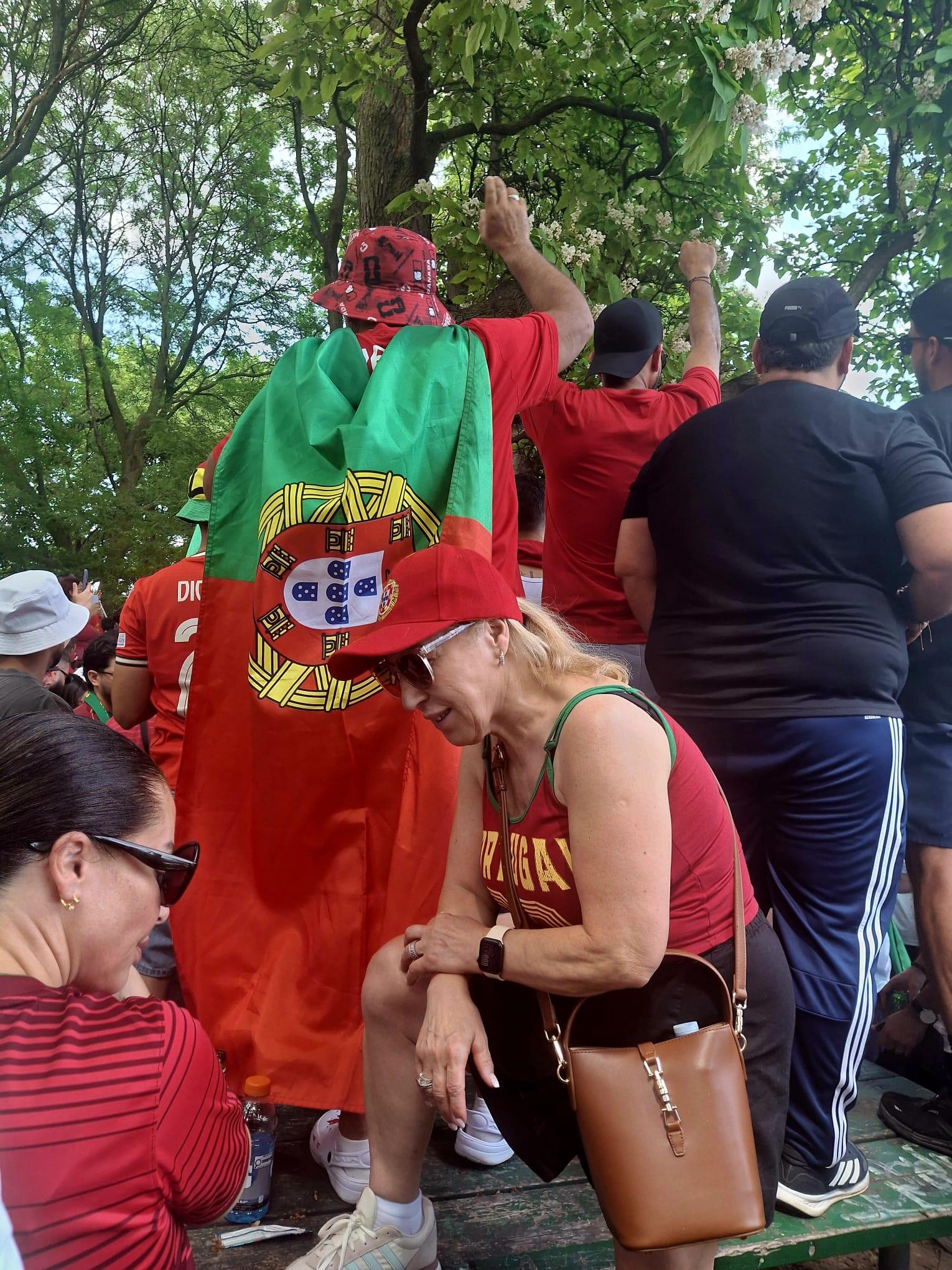Adeptos de Portugal em Toronto (Foto: João Pimpim)