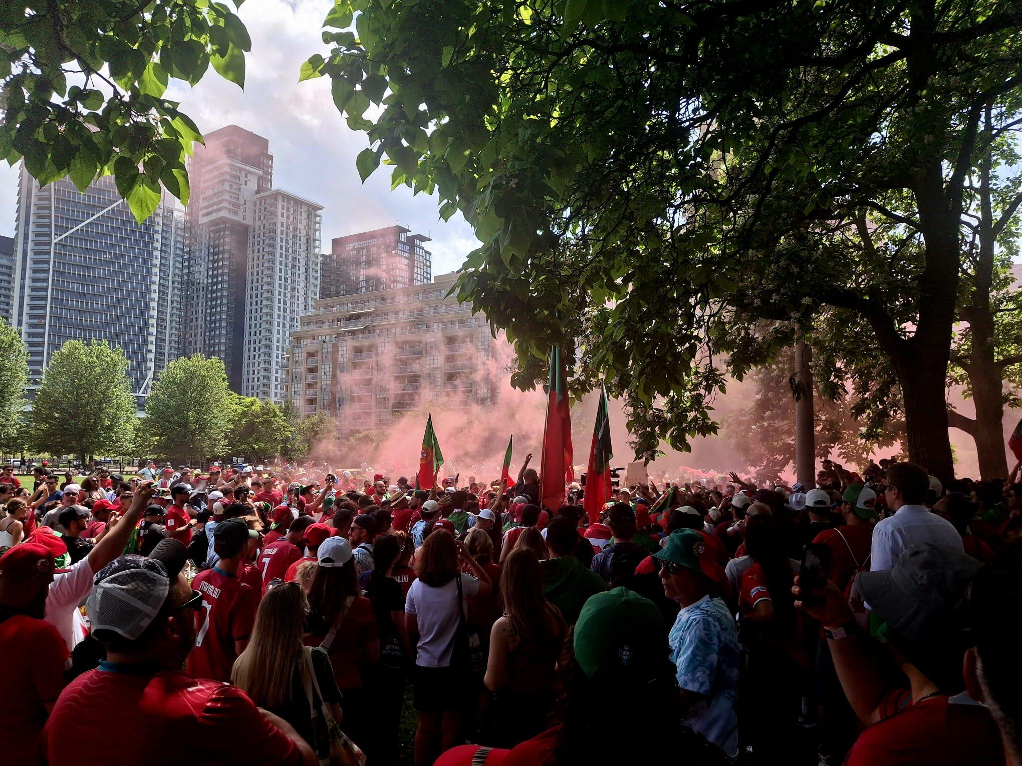 Adeptos de Portugal em Toronto (Foto: João Pimpim)