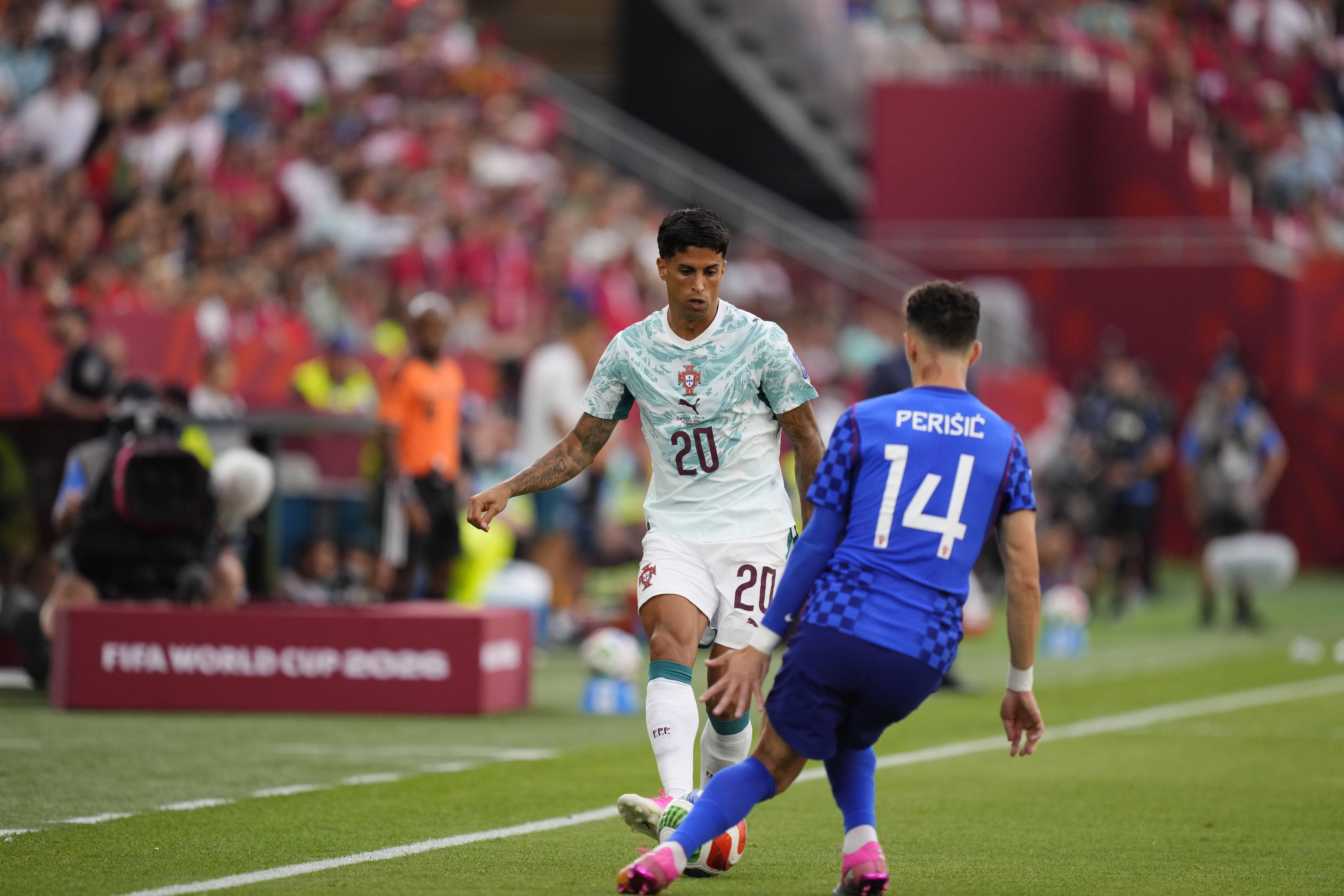 João Cancelo e Perisic