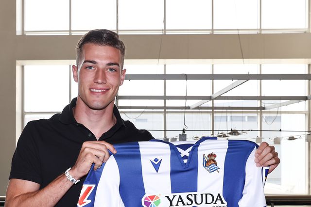 Oficial: Luka Sucic reforça Real Sociedad