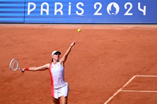 Ténis: Swiatek de 'bronze' em Paris