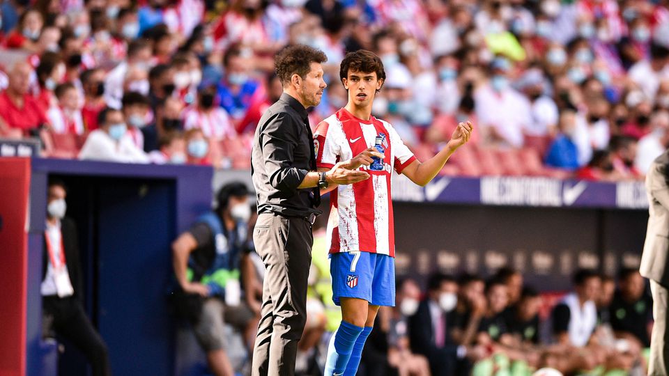 João Félix titular pelo Atlético Madrid frente ao Getafe