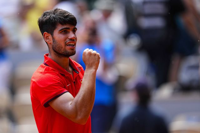 Ténis: Alcaraz arrasa e vai lutar pelo ouro