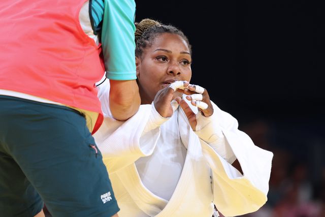 Rochele venceu. Perder é outra coisa que ela sabe bem como é