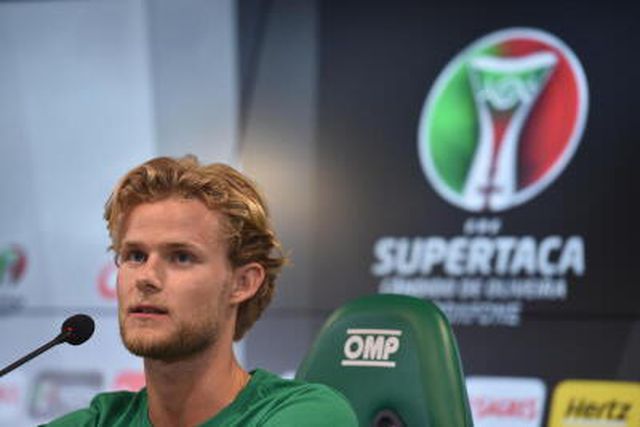 A braçadeira, os conselhos de Coates e a língua lusa: tudo o que disse Hjulmand