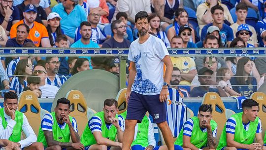 FC Porto coloca à venda os... ‘famosos’ calções de Vítor Bruno