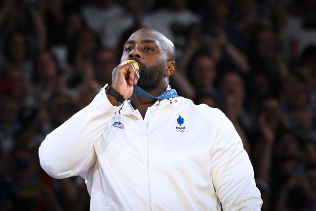 Teddy Riner conquista 3.º ouro e entra para história