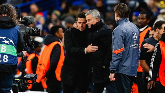 Marco Silva e Mourinho disputam jogador do Manchester United