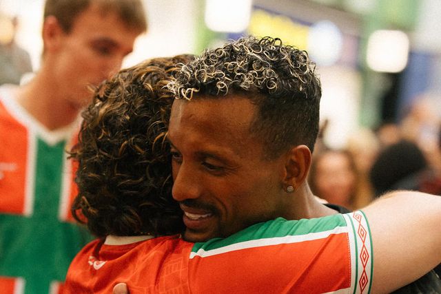 Nani recebido em êxtase na Amadora: «Foi onde tudo começou»