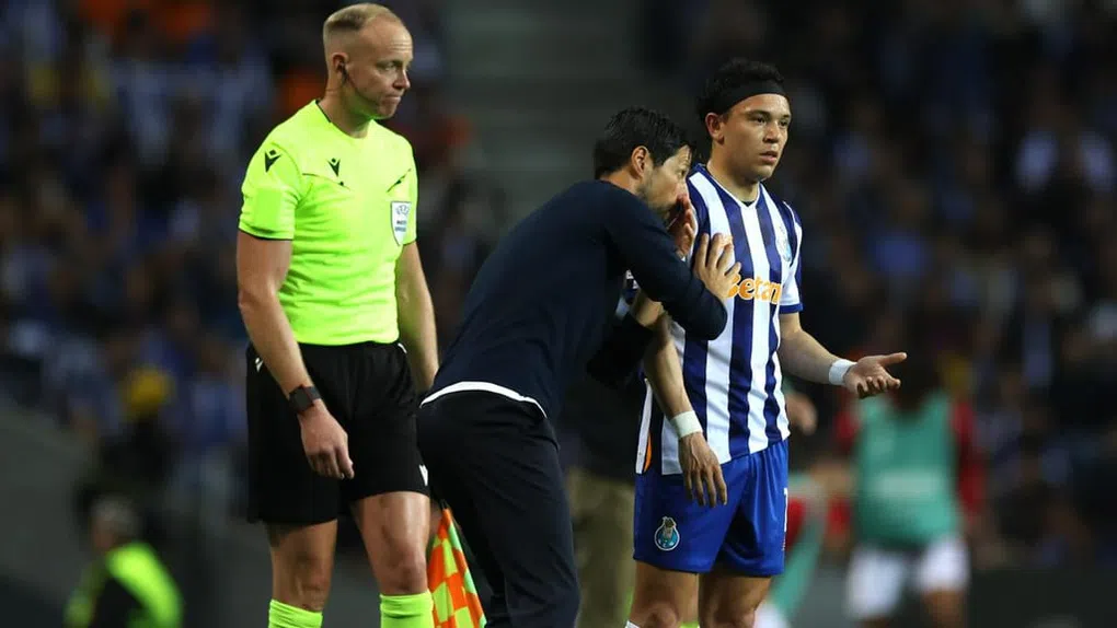 FC Porto: Pepê cospe o veneno todo