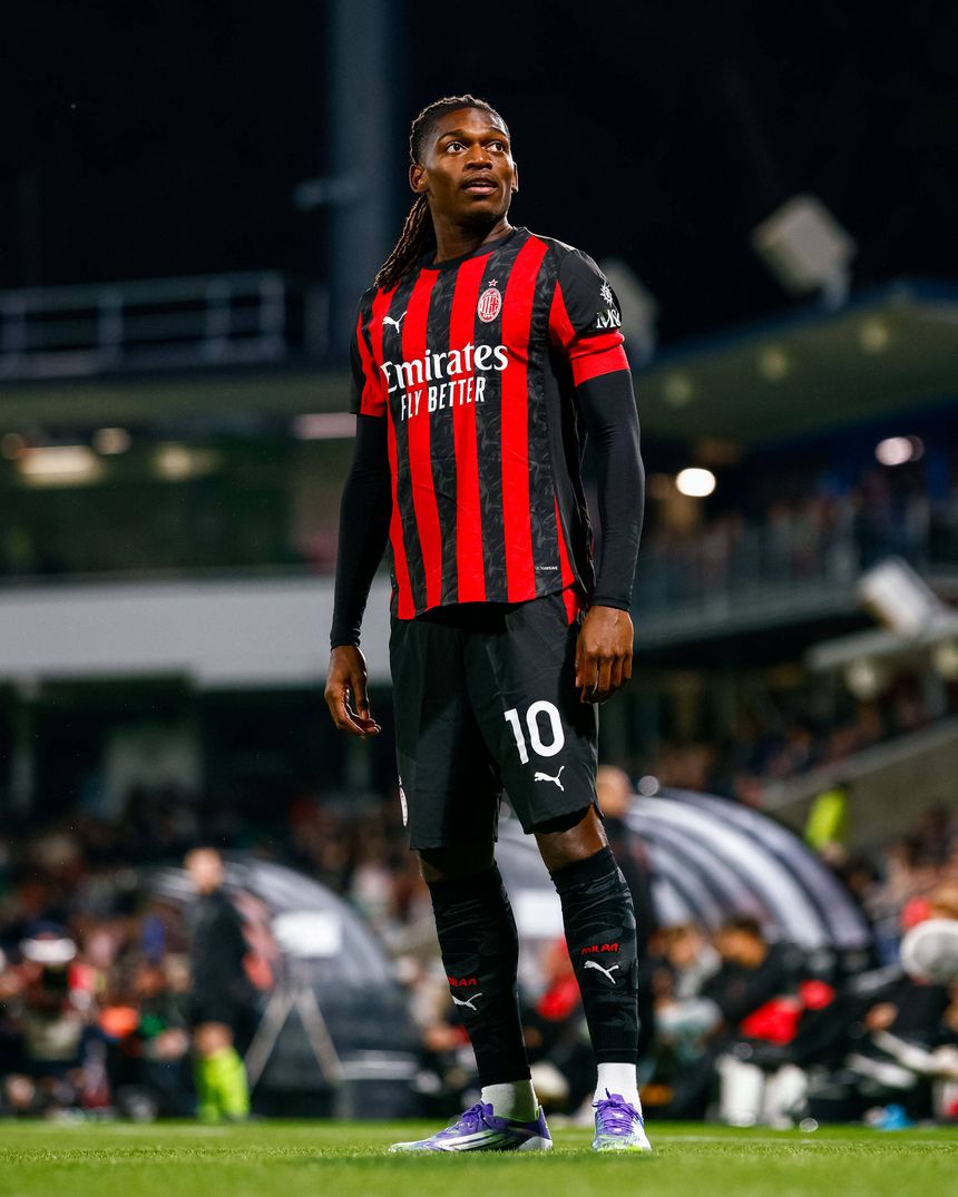 Rafael Leão bisou na goleada do Milan por 9-0 frente ao Perh Glory Foto: IMAGO