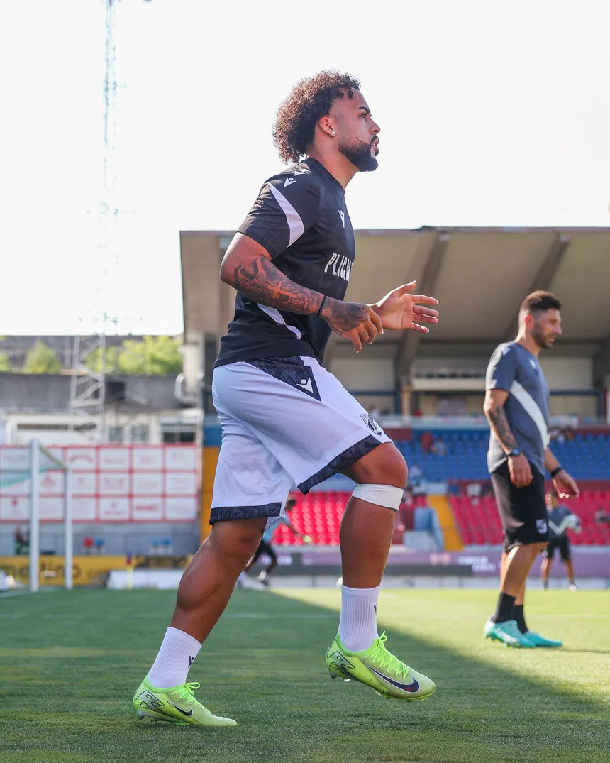 Vitória beija a lona em Chaves!