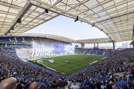 Pompa e circunstância na apresentação do FC Porto