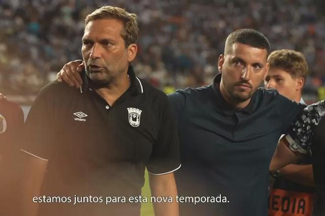 «Se morrermos, morremos de pé»: o que os jogadores do Torreense ouviram após a Supertaça