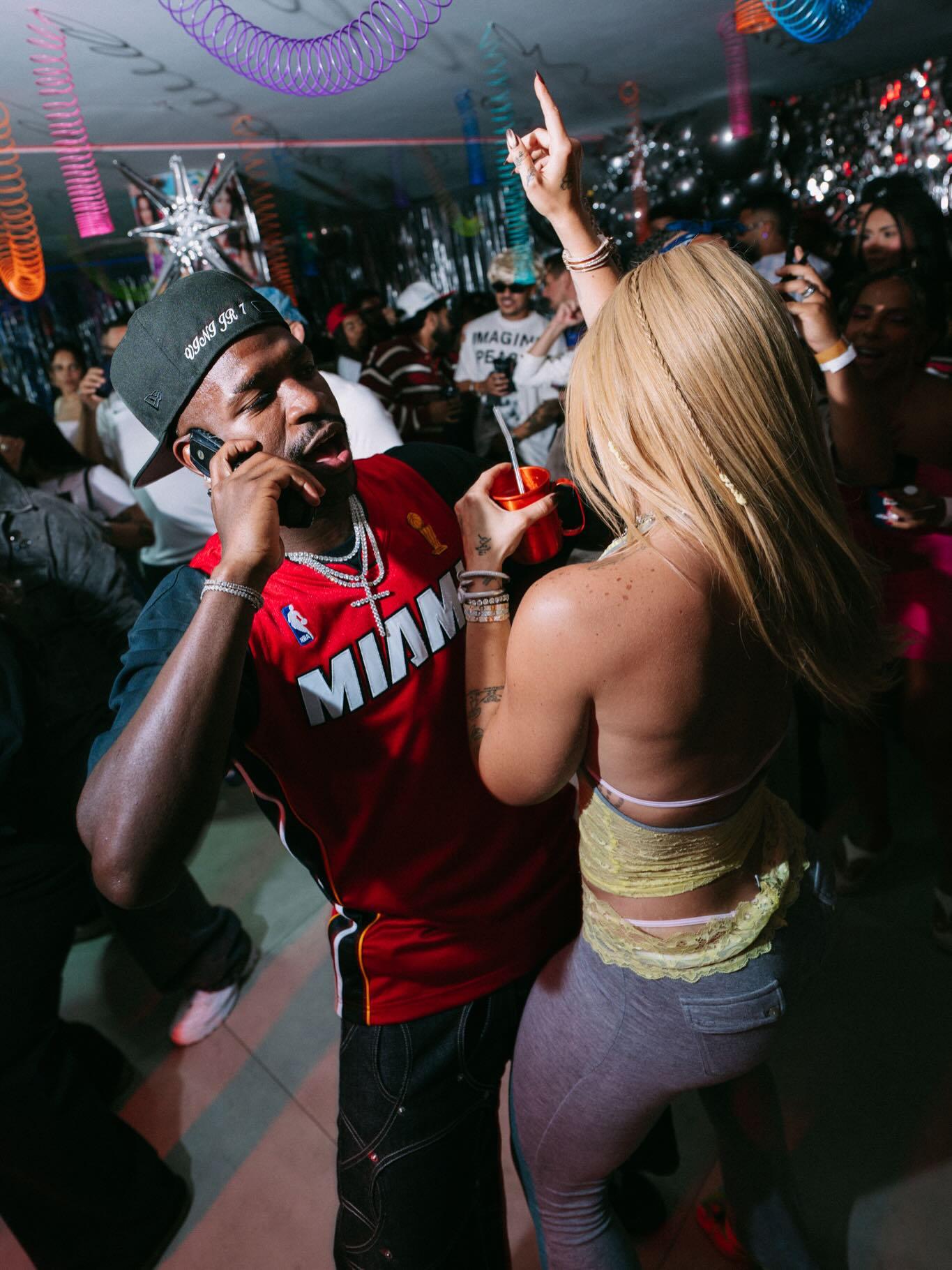 Vini Jr. e Virgínia Fonseca divertem-se durante festa - Foto: Virgínia Fonseca/Instagram
