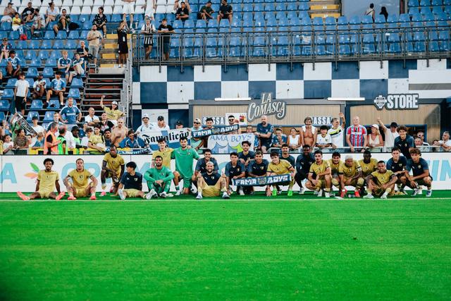 Comitiva do Famalicão está de volta a Portugal - Foto: Facebook/FC Famalicão