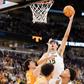Em Saragoça, Neemias poderá encontrar pela frente o jovem Aday Mara e mais tarde jogará contra ele na NBA       Fotografia Imago