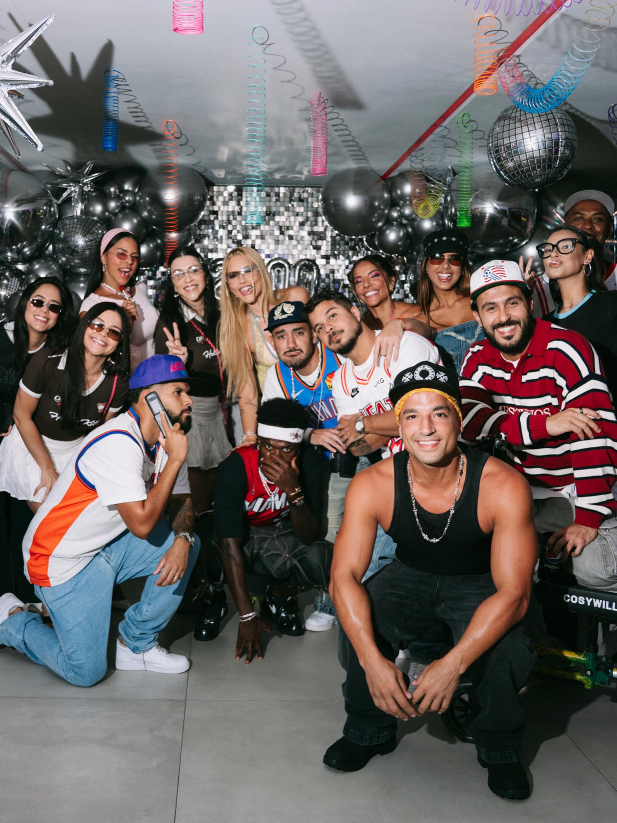 Vini Jr. e Virgínia Fonseca divertiram-se com amigos - Foto: Virgínia Fonseca/Instagram