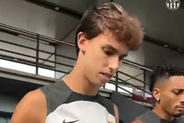 As primeiras imagens de Félix e Cancelo no treino do Barcelona