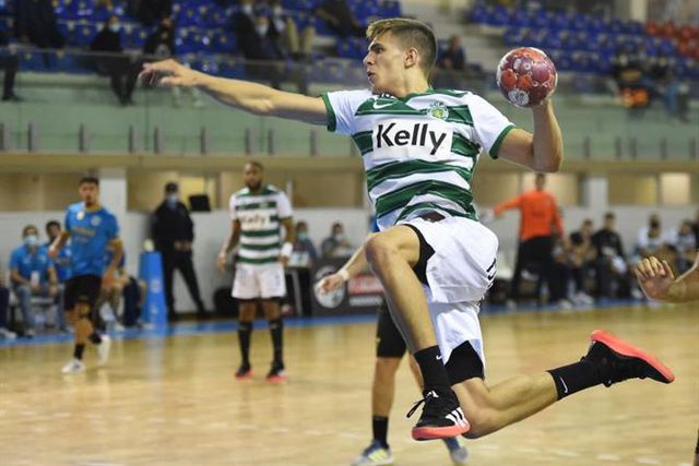 Barcelona derrota Sporting e volta a discutir Supertaça Ibérica contra o FC Porto