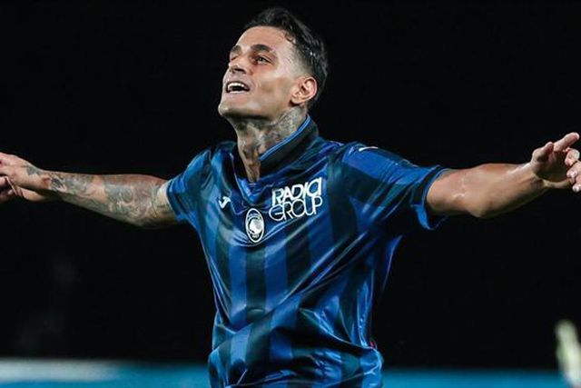 Atenção Sporting: Atalanta volta às vitórias com Scamacca em grande