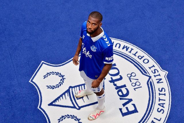 Beto e as críticas na internet: «Nós jogamos futebol e eles trabalham em turnos de 8/12 horas»