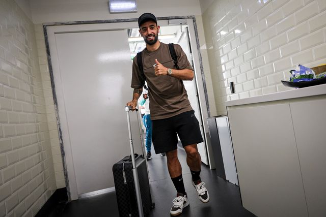 Bruno Fernandes já chegou à Cidade do Futebol