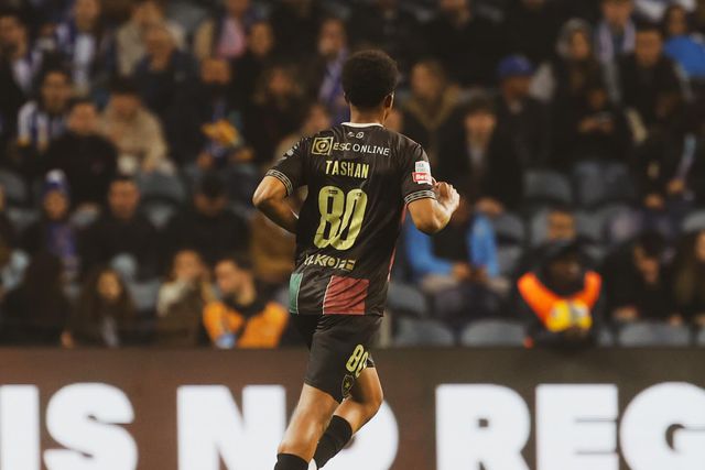 Estrela da Amadora: Tashan rescinde amigavelmente