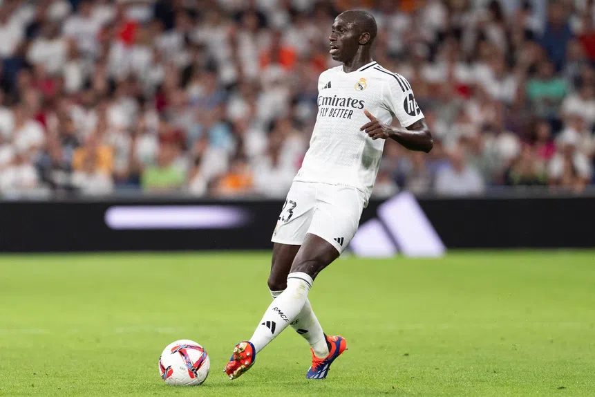 Mendy ressurge! Real treme com regresso