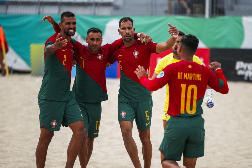 Mário Narciso chama 12 jogadores para a Super Final