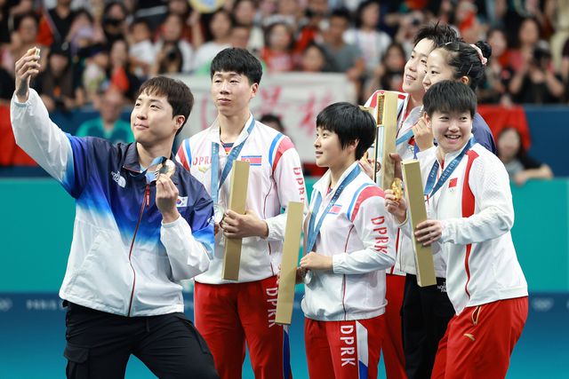 Selfie nos Jogos Olímpicos pode valer castigo a dois atletas