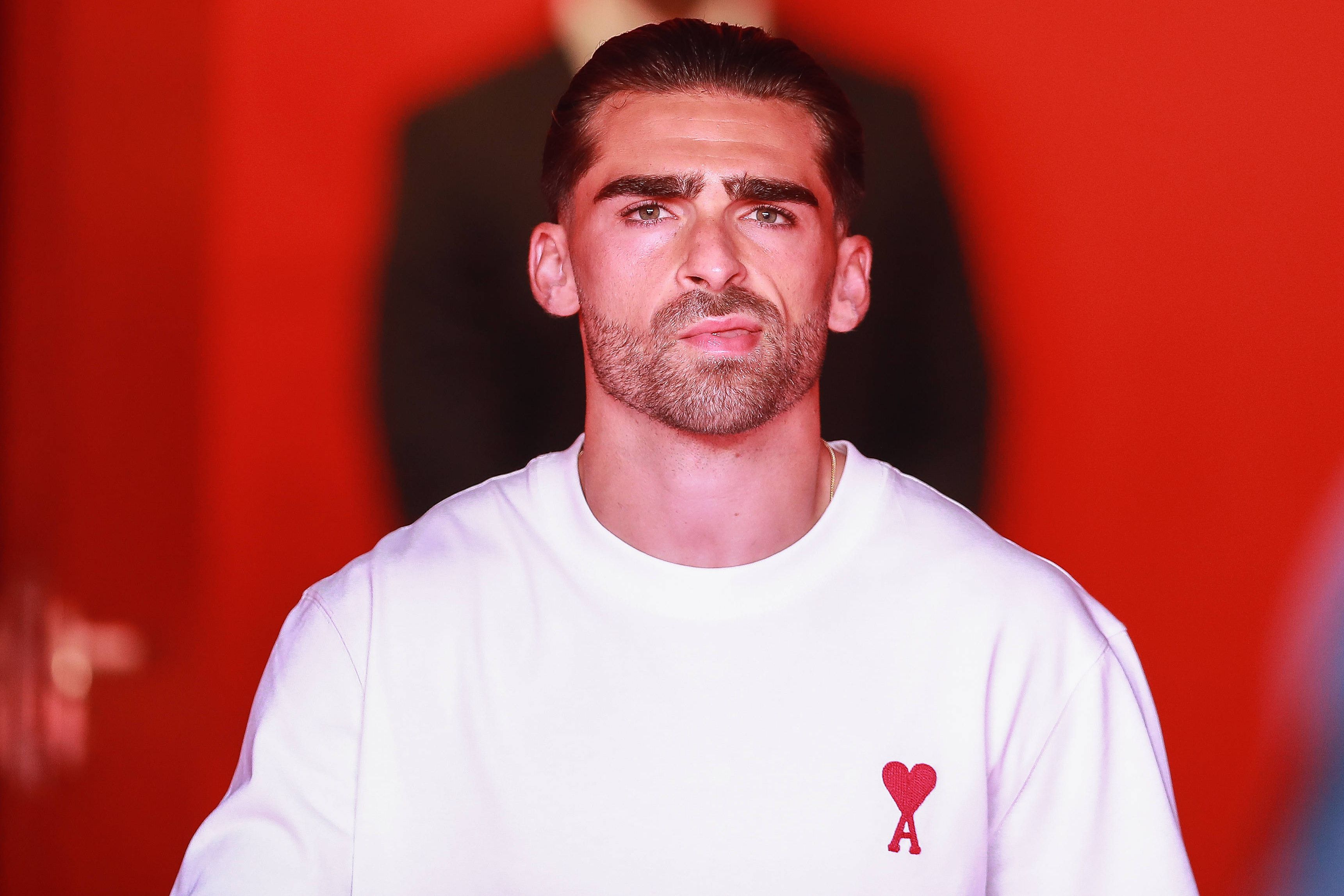 Jota Silva antes do jogo com o West Ham