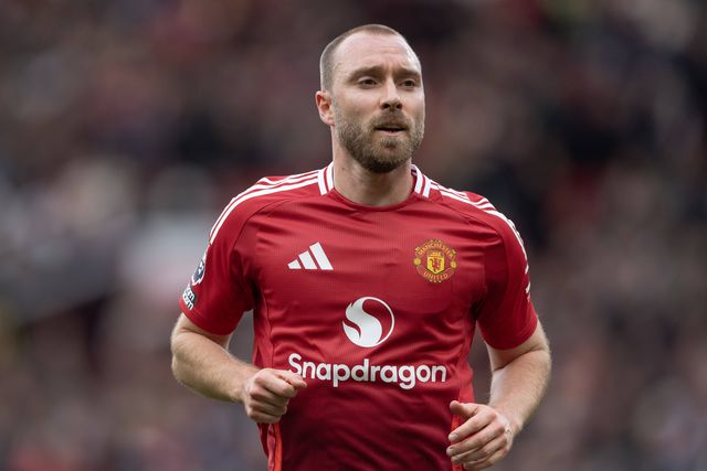 Campeão europeu por Portugal e muitas estrelas: os jogadores que ainda estão livres