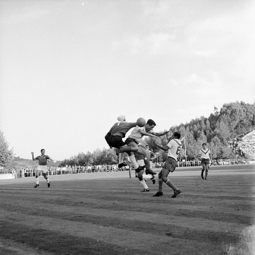 A Taça de Honra da AF Lisboa de que falava Carlos Pinhão seria conquistada pelo Belenenses, em final frente ao Atlético. FOTO A BOLA