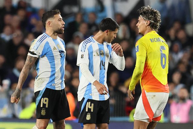 Otamendi e Ríos correm contra o tempo de olho no Santa Clara