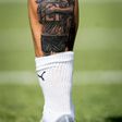 A tatuagem de Rúben Neves com a imagem de Diogo Jota (Foto: FPF)