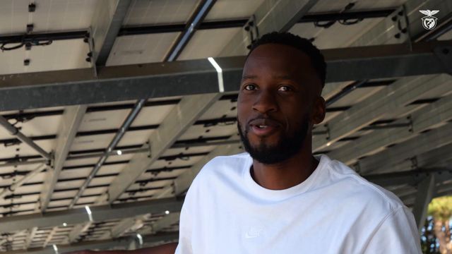 Lukebakio 'revela' que vai herdar número de Di María