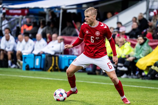 Longe do FC Porto, Froholdt brilha nos treinos da Dinamarca com golaço (vídeo)