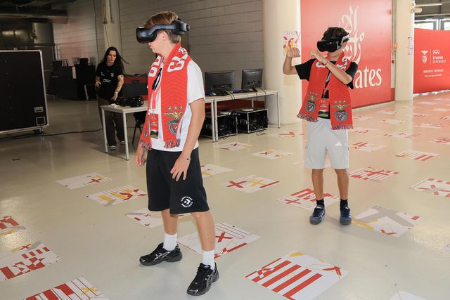 Experiência imersiva permite ser jogador do Benfica… e levantar troféu da Liga