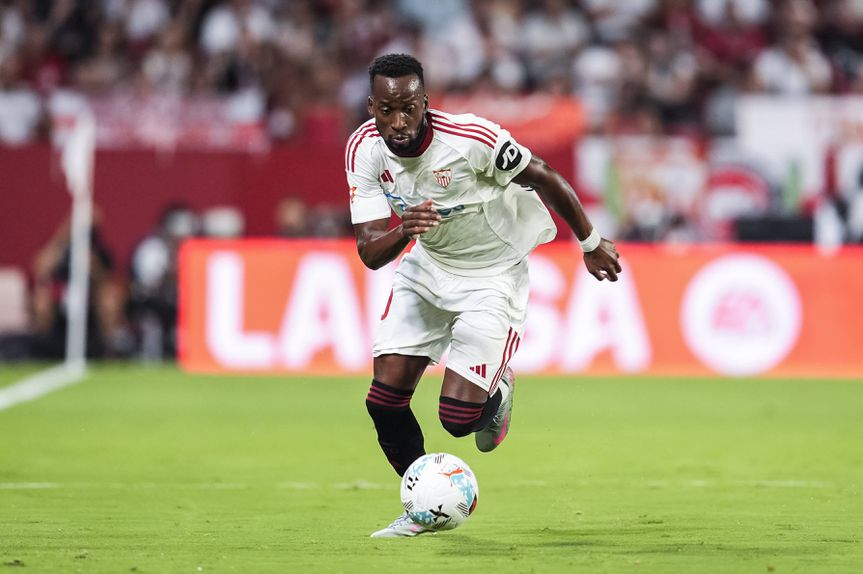 Dodi Lukebakio em ação pelo Sevilha diante do Getafe