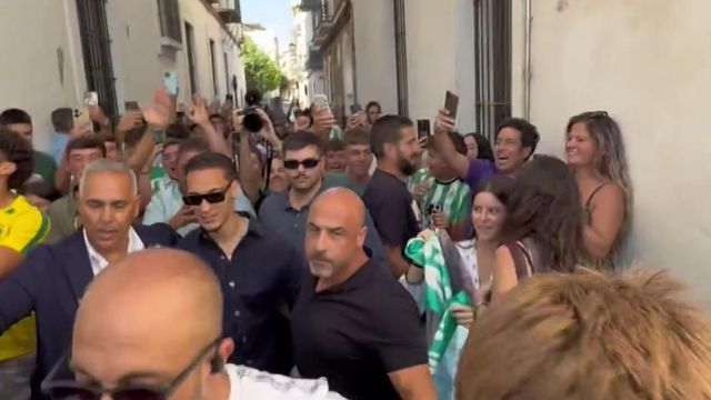 Antony, ou 'Antonio de Triana', deixa os adeptos do Betis loucos