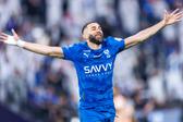 Karim Benzema, avançado francês de 38 anos que rescindiu contrato com o Al Hilal. Valo de mercado: 5 milhões de euros